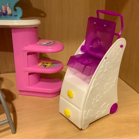 Vintage Barbie Salon Playset Hair extensions Accessories - Picture 4 of 10